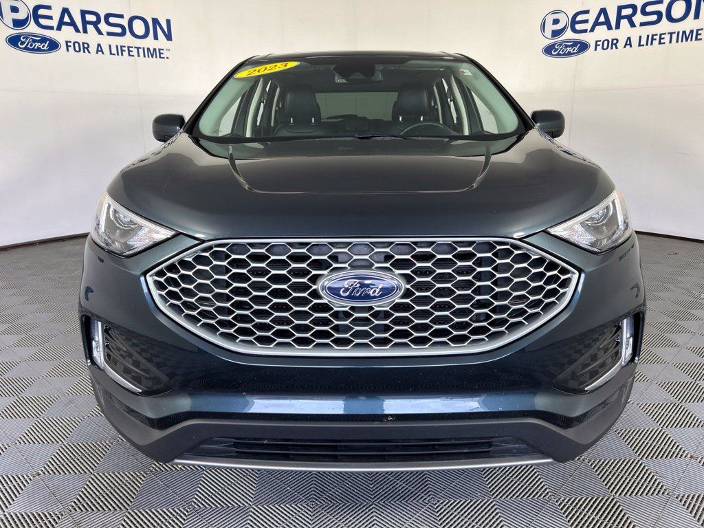 Used 2023 Ford Edge SEL w/ Convenience Package AWD/4WD image 2