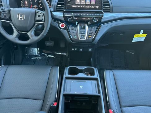 New 2026 Honda Odyssey Elite image 14