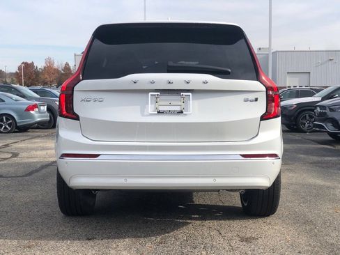 New 2026 Volvo XC90 B6 Ultra image 5