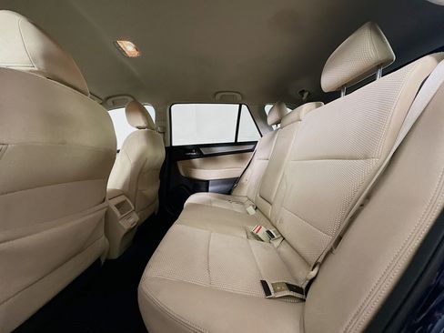 Used 2018 Subaru Outback 2.5i Premium image 25