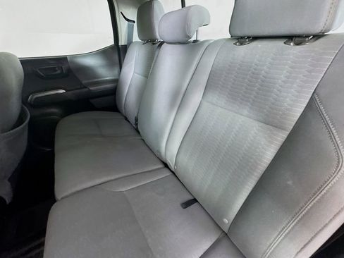 Used 2019 Toyota Tacoma SR5 RWD image 23