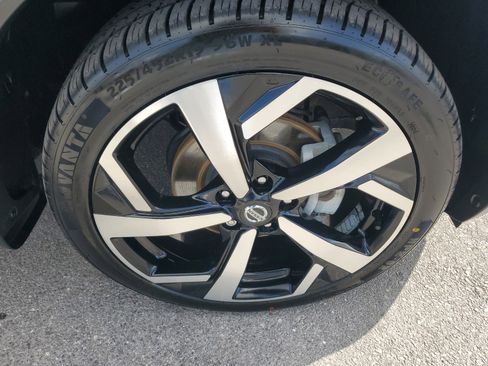 Certified 2021 Nissan Rogue Sport SL w/ Premium Package image 32