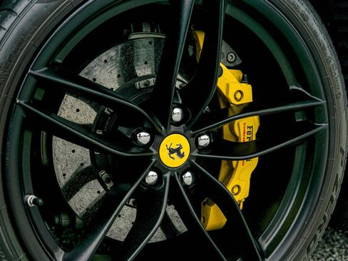 Used 2017 Ferrari 488 Spider image 62