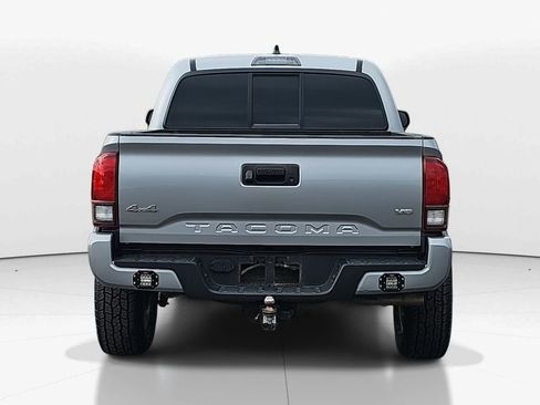 Used 2023 Toyota Tacoma SR image 6