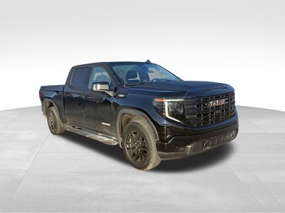 Used 2022 GMC Sierra 1500 Elevation w/ Elevation Premium Package