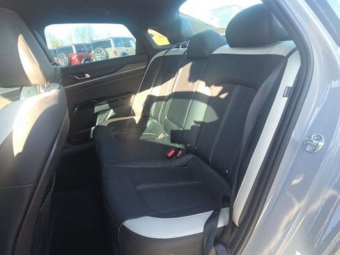 Used 2025 Kia K5 GT-Line image 14