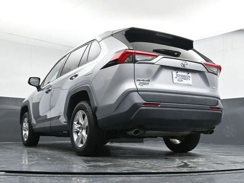 Used 2021 Toyota RAV4 XLE image 32