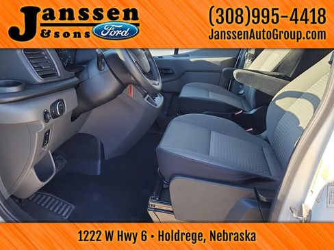 Used 2023 Ford Transit 350 XLT image 18