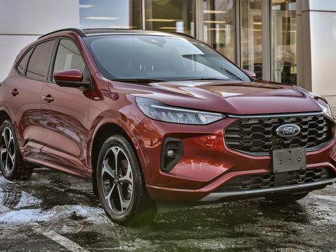 Used 2024 Ford Escape ST-Line Select w/ Tech Pack #2 image 10