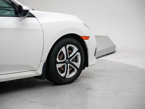 Used 2018 Honda Civic LX image 7