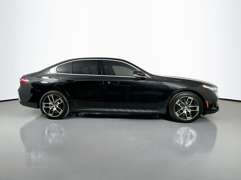 New 2026 BMW 530i xDrive 530i xDrive w/ Premium Package image 4