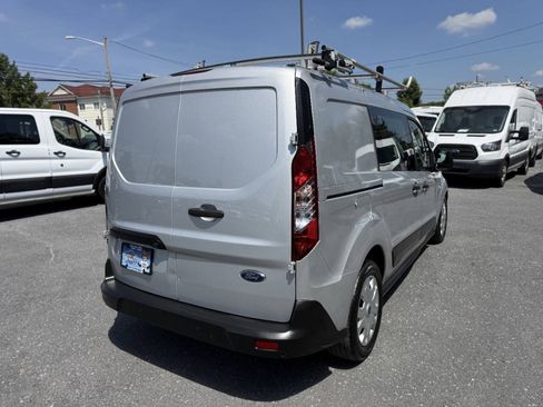 Used 2019 Ford Transit Connect XLT FWD image 3