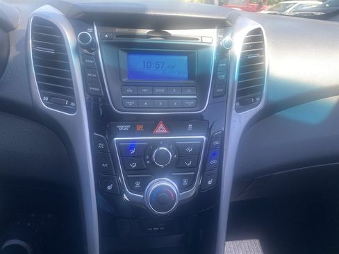 Used 2014 Hyundai Elantra GT FWD image 20