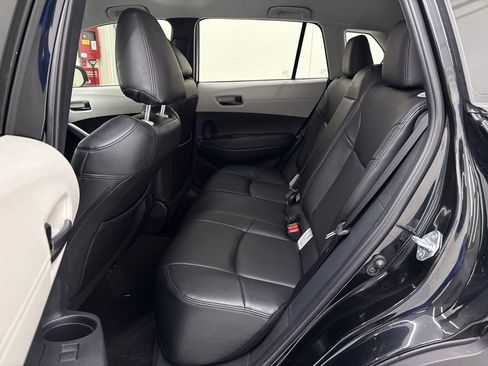 Used 2023 Toyota Corolla Cross L image 22