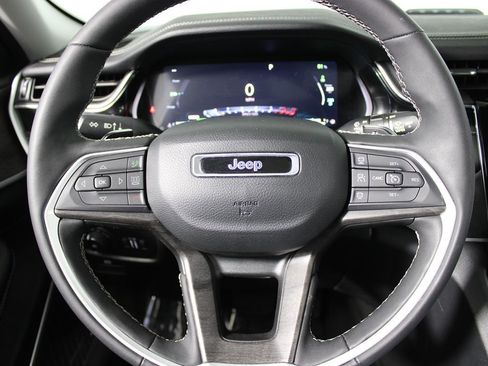 Used 2024 Jeep Grand Cherokee Limited 4xe image 15