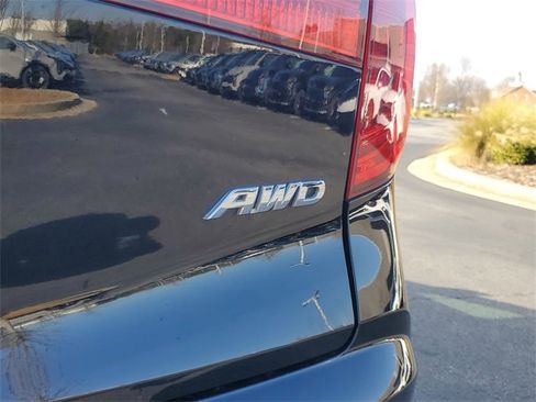 Used 2018 Honda Pilot EX-L image 8