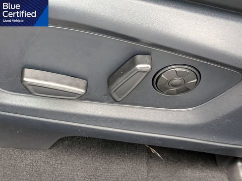 Used 2025 Ford Explorer ST AWD/4WD image 23