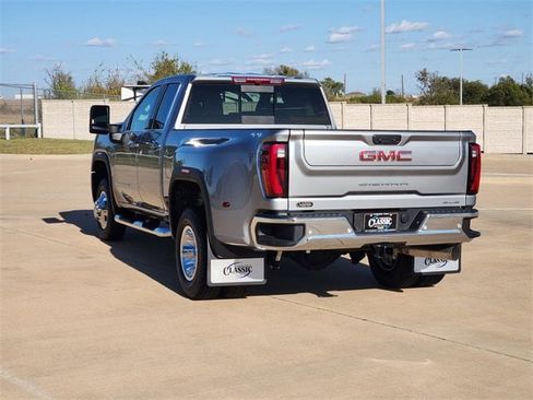 New 2026 GMC Sierra 3500 SLE image 5