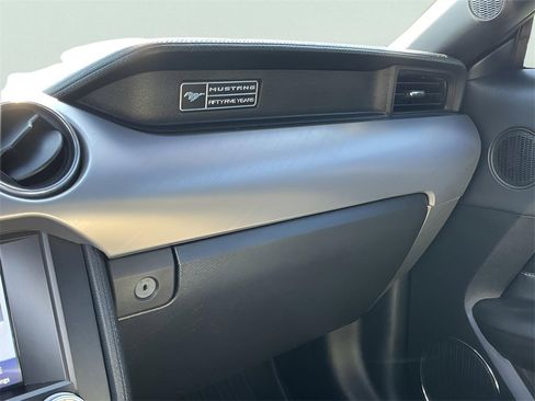 Used 2020 Ford Mustang GT Premium image 33