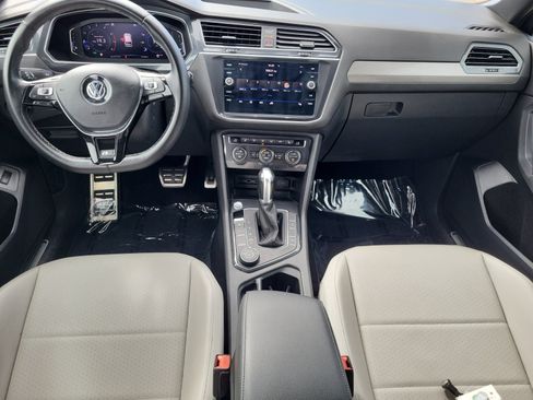 Used 2019 Volkswagen Tiguan SEL R-Line AWD/4WD image 26
