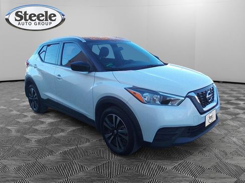 Used 2019 Nissan Kicks SV image 7