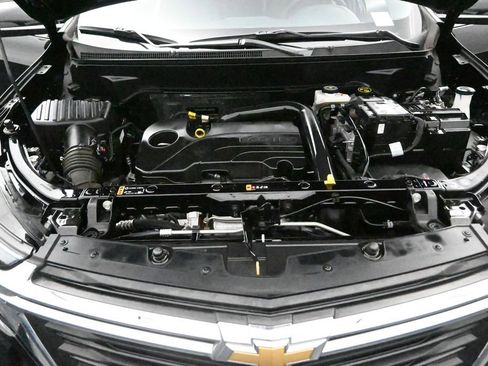 Used 2023 Chevrolet Equinox LT FWD image 17
