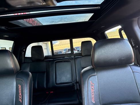 Used 2021 Nissan Titan PRO-4X w/ Pro-4x Convenience Package image 23