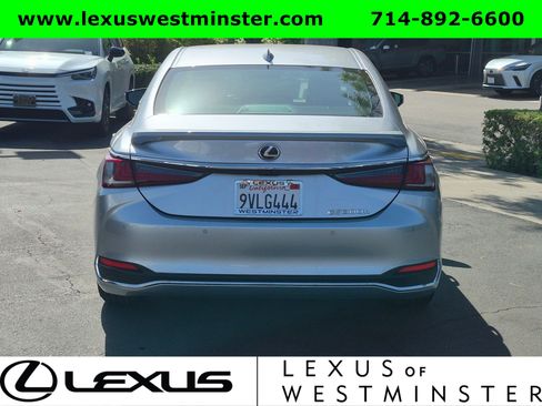 Used 2025 Lexus ES 300h w/ Premium Package FWD image 9