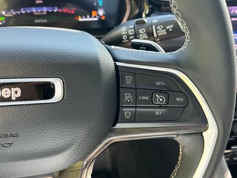 Used 2024 Jeep Grand Cherokee Limited 4xe AWD/4WD image 22