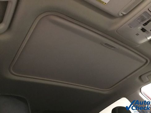 Used 2018 Toyota RAV4 XLE image 40