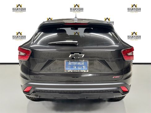 New 2026 Chevrolet Trax RS w/ Driver Confidence Package image 6