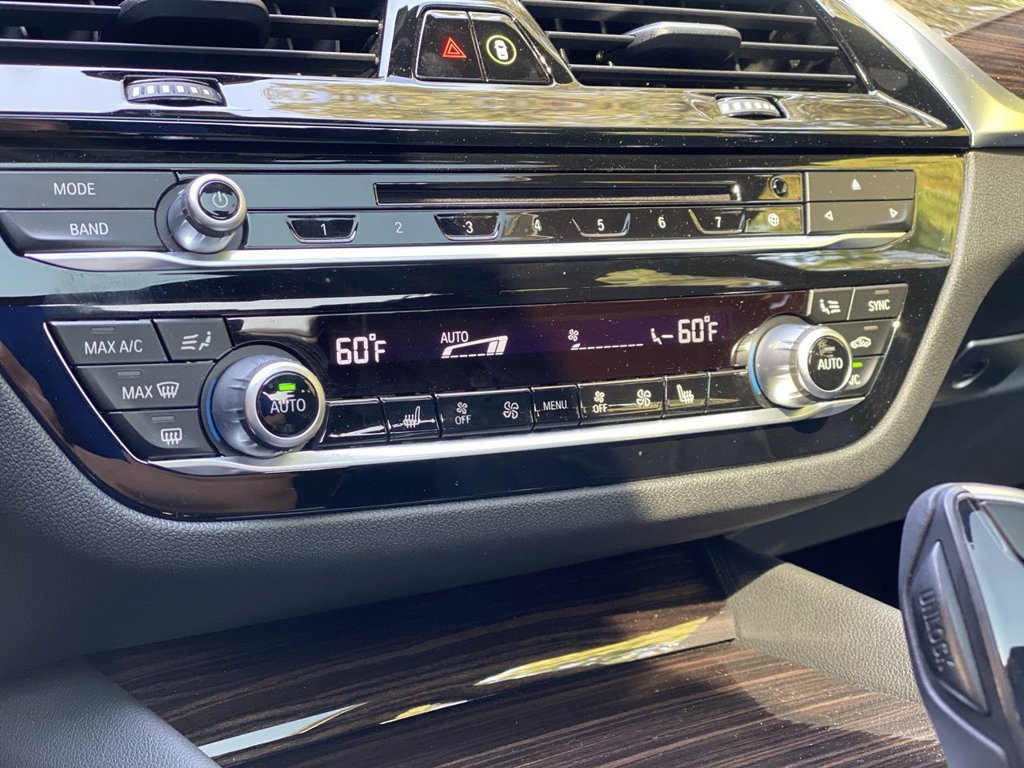 Used 2019 BMW 540i xDrive w/ Premium Package AWD/4WD image 43