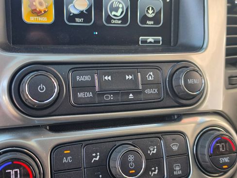 Used 2019 Chevrolet Tahoe LT w/ RST Edition AWD/4WD image 19