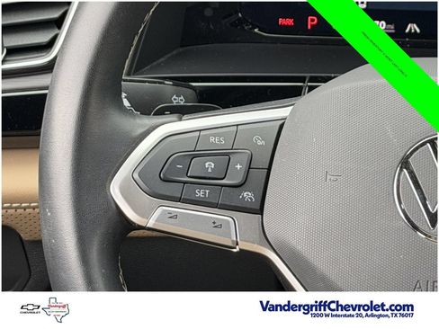 Used 2024 Volkswagen Atlas Cross Sport SE FWD image 14