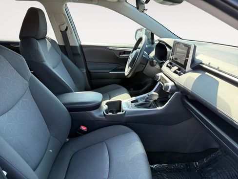 Certified 2025 Toyota RAV4 XLE image 15