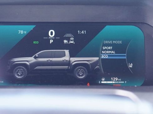 Certified 2025 Toyota Tacoma TRD Sport image 43