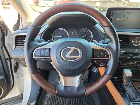 Used 2022 Lexus RX 350L FWD w/ Premium Package image 16