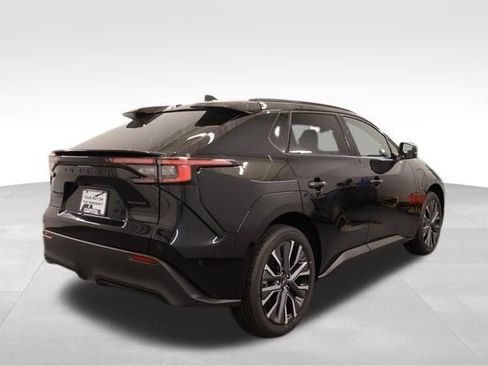 New 2026 Subaru Solterra Touring XT image 2