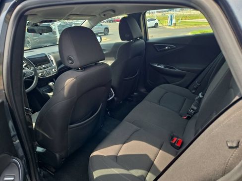 Used 2019 Chevrolet Malibu LT FWD image 11