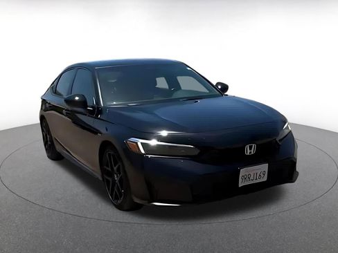 Used 2025 Honda Civic Sport image 2