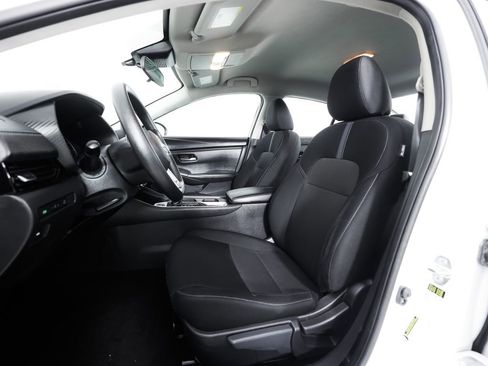Used 2024 Nissan Sentra SV FWD image 20
