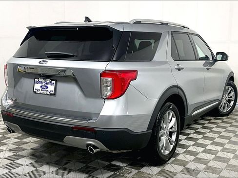 Used 2024 Ford Explorer Limited image 12