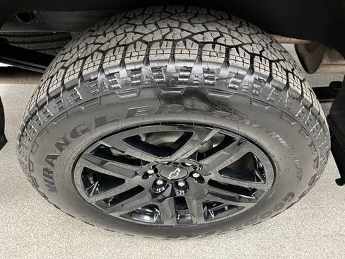 Used 2024 Chevrolet Silverado 1500 RST AWD/4WD image 17