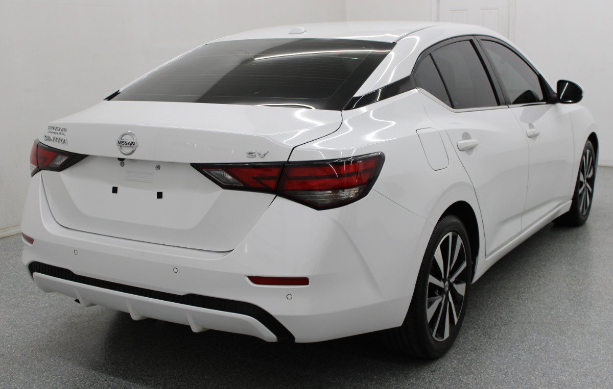 Used 2021 Nissan Sentra SV w/ SV Premium Package FWD image 5