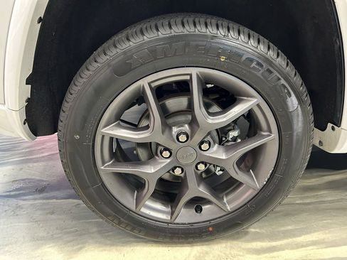 Used 2021 Jeep Grand Cherokee Limited w/ Quick Order Package 28K 80th image 23