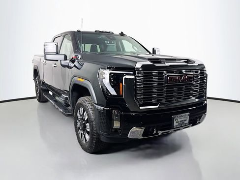 New 2026 GMC Sierra 3500 Denali w/ Denali Reserve Package AWD/4WD image 1