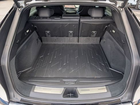 Used 2024 Cadillac Lyriq Luxury w/ LPO, Floor Liner Package AWD/4WD image 33