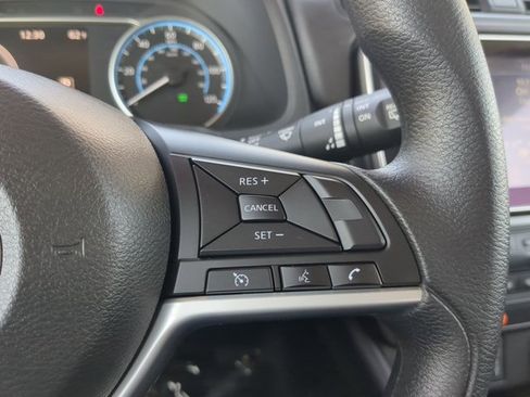 Certified 2025 Nissan Leaf S image 23