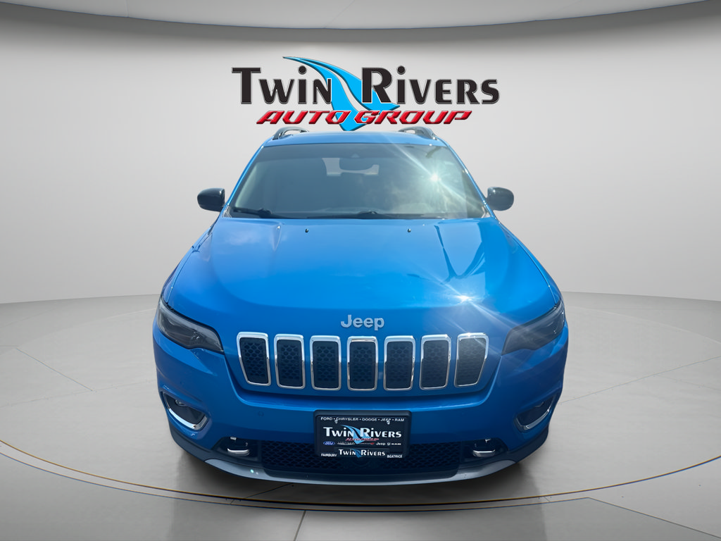 Certified 2022 Jeep Cherokee Limited w/ Elite Package AWD/4WD image 7