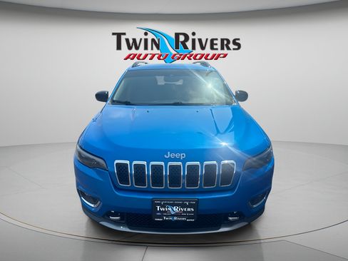Used 2022 Jeep Cherokee Limited w/ Elite Package AWD/4WD image 7